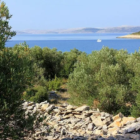 Secluded Fisherman's Cove Zincena, Pasman - 12982 Ferienhaus Tkon